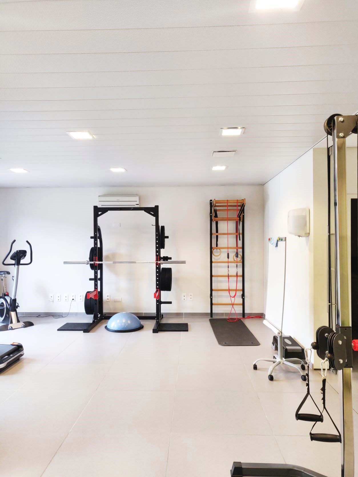 De oefenzaal waar de groepslessen core training doorgaan